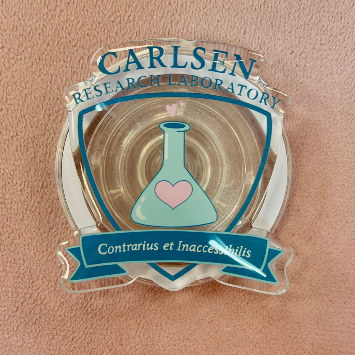 "Carlsen Laboratory" MagSafe Kindle Grip
