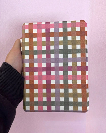 Retro Gingham Magnetic Kindle Case
