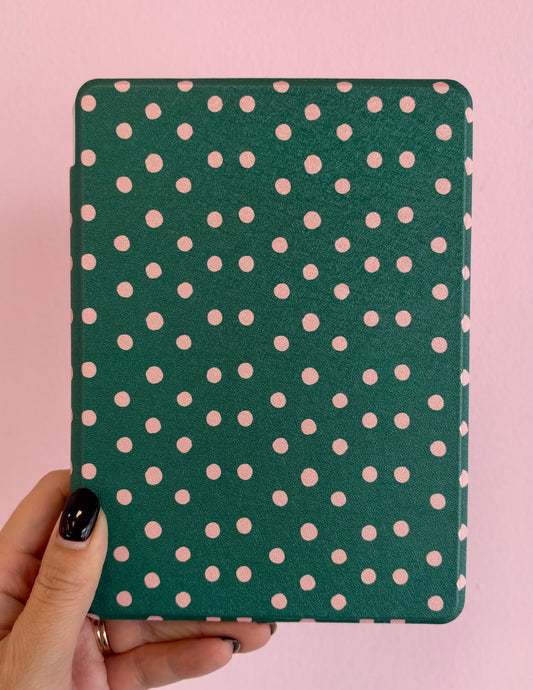 Pink Polka Magnetic Kindle Case