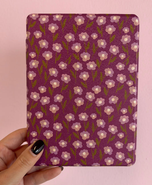 Berry Bloom Magnetic Kindle Case