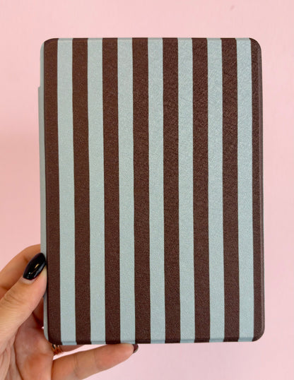 Mocha Stripe Magnetic Kindle Case