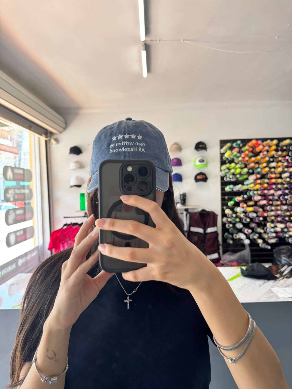 "men written by Ali Hazelwood" Hat - Pre Order 1 Agosto, 2026